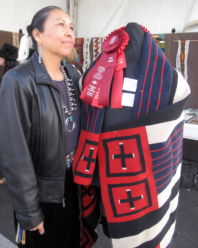 TahNiibaa Naataanii with Second Phase Chief Blanket
